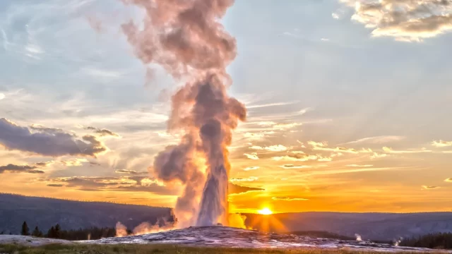 10 Tempat Rekreasi Terpopuler di Taman Nasional Yellowstone yang Wajib Dikunjungi